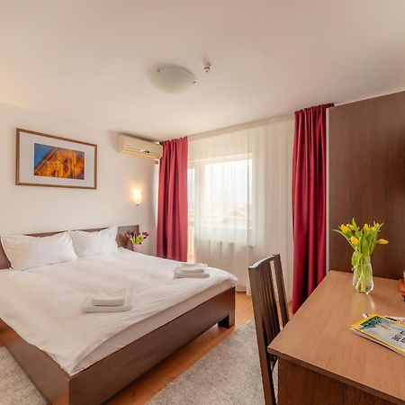 Pension Cluj ภายนอก รูปภาพ