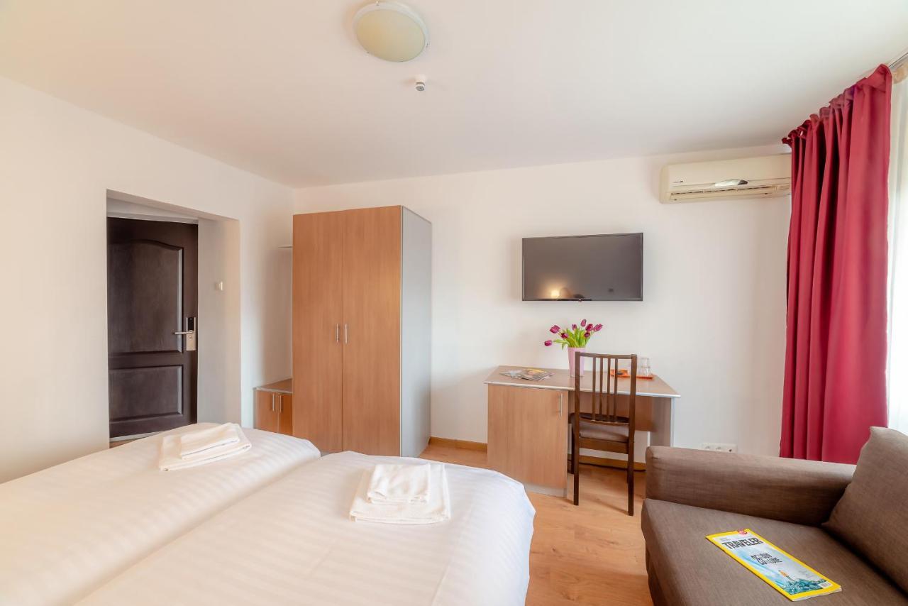 Pension Cluj ภายนอก รูปภาพ